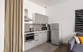 Large Modern And Calm Flat At The Doors Of Panier In Marseille - Welkeys